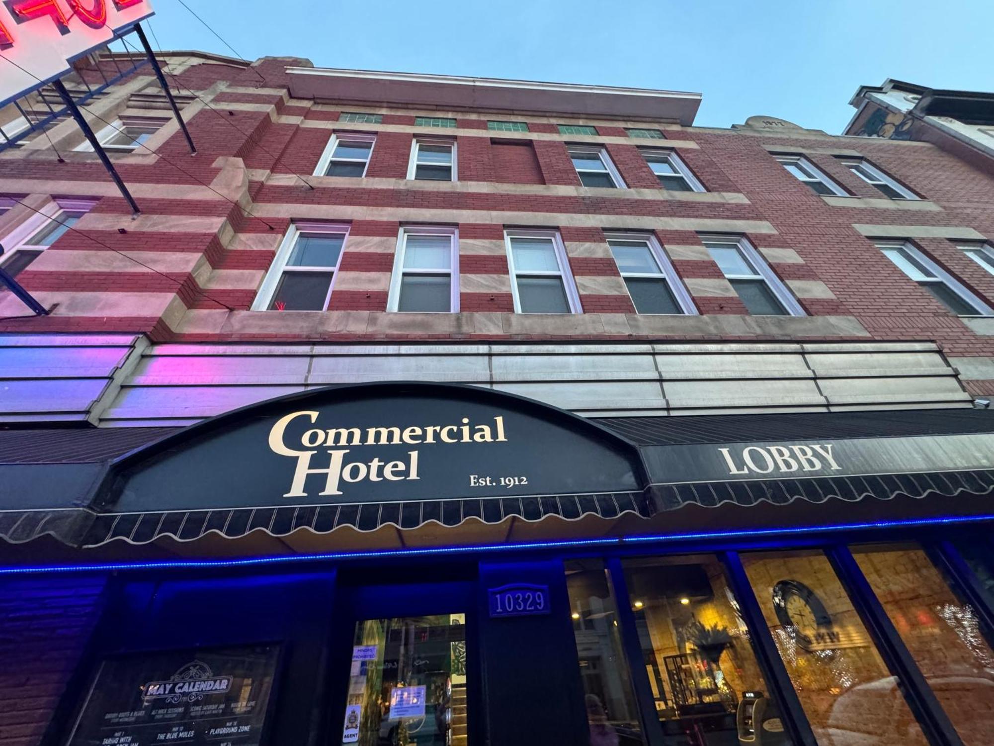Commercial Hotel Edmonton Exterior foto